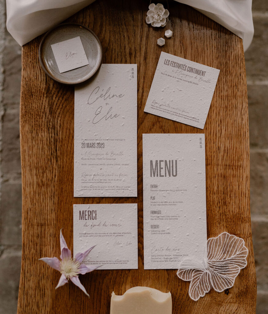 Faire-part-mariage-papier-ensemencé-recyclé