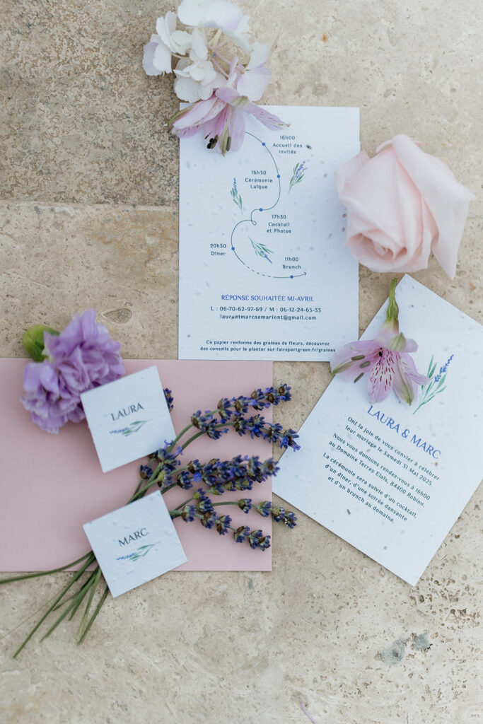 Faire-part mariage lavande papier ensemencé